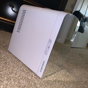 Mini skincare fridge